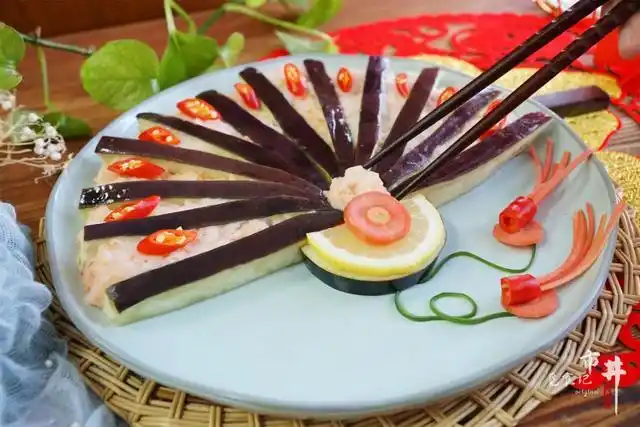 年夜饭学道吉祥菜紫气东来端上桌寓意富贵盈门蒸蒸日上