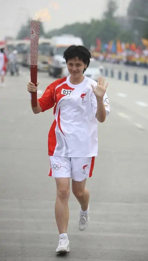 沈冰个人简介(沈冰最后一集照片)-天晟网