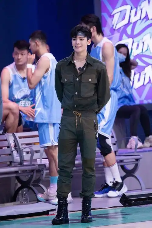 9位身高不到180的男星任嘉伦178罗云熙177