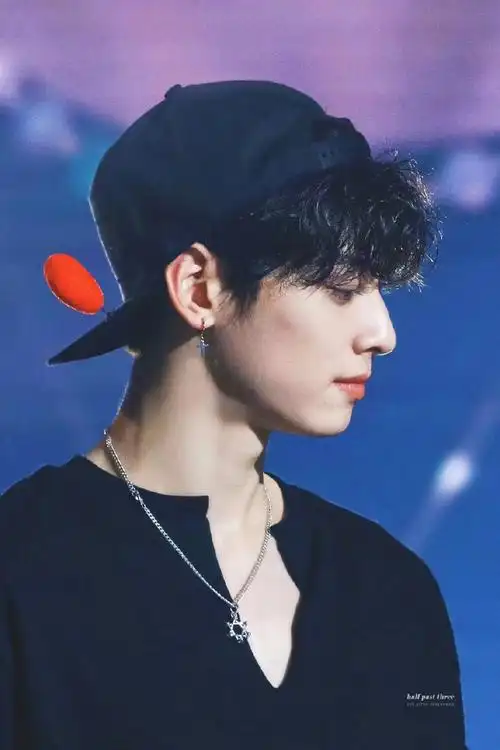 车银优晒录音随拍