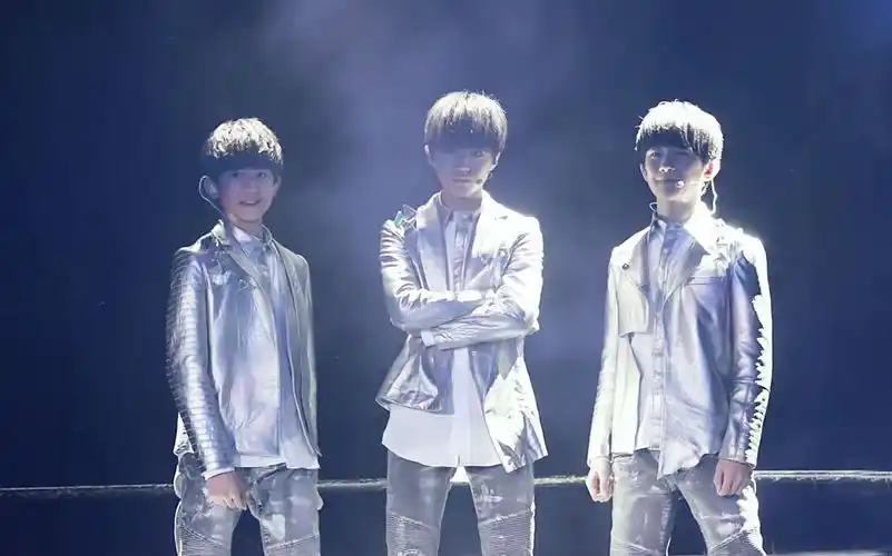 tfboys三周年官方花絮dvd