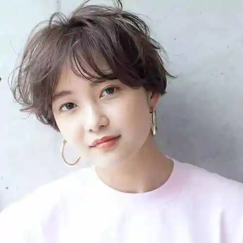 头发少的人适合什么发型(适合发量少细软的短发)