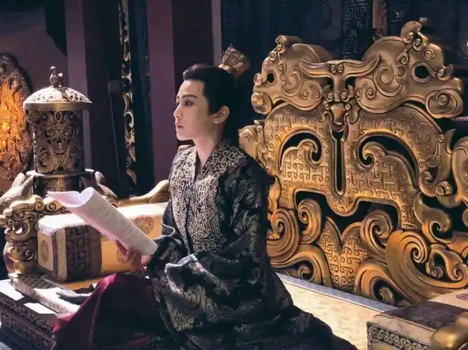 别再把观众当"傻子"了,论女扮男装"以假乱真",我只服这五位