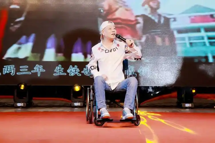 励志歌手高峰音乐作品新闻发布会圆满举办