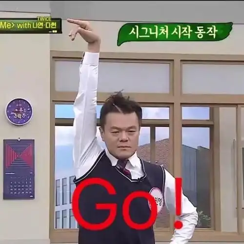 朴振英上台表演,大胆尝试透明雨衣,台下王嘉尔的表情亮了!