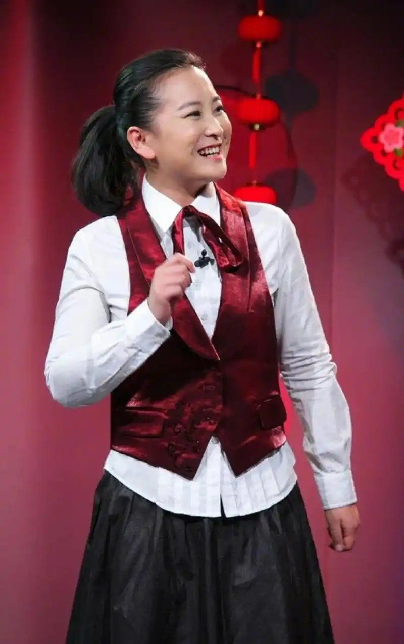 贾玲为了新角色要减重100斤#我瘦版的美丽玲姐是要回归了吗,其实大家