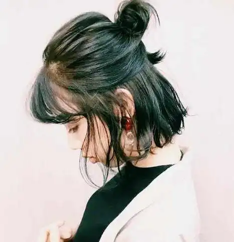 夏季这三种短发扎起来让你颜值瞬间爆表