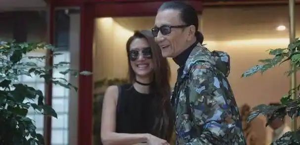 coco:12年被谢贤养,如今38岁的生活状态