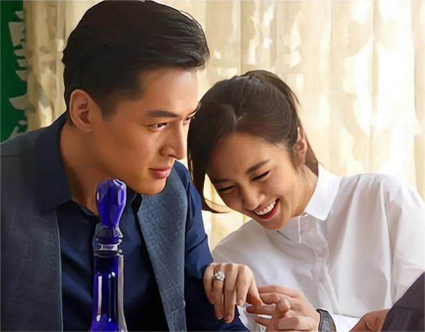 回顾有一种婚姻叫胡歌和黄曦宁结婚仅半年什么叫幸福感