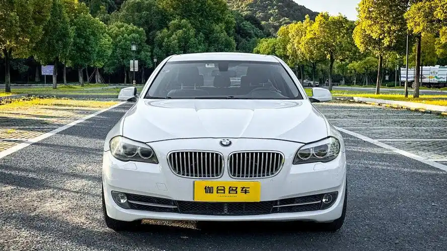 电动天窗 宝马5系 2013款535li 领先型_宝马5系社区_易车社区