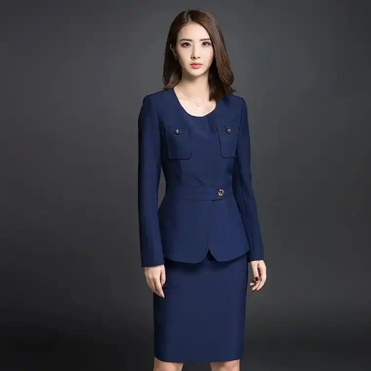 这套蓝色西装真的太有气场了!