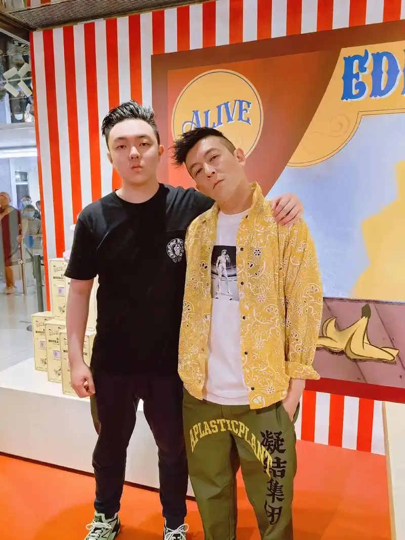 微信转账三百块 就能连续两天赴约秋名山会晤高桥凉介 - 抖音