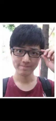 高中时期的肖战像什么样子?