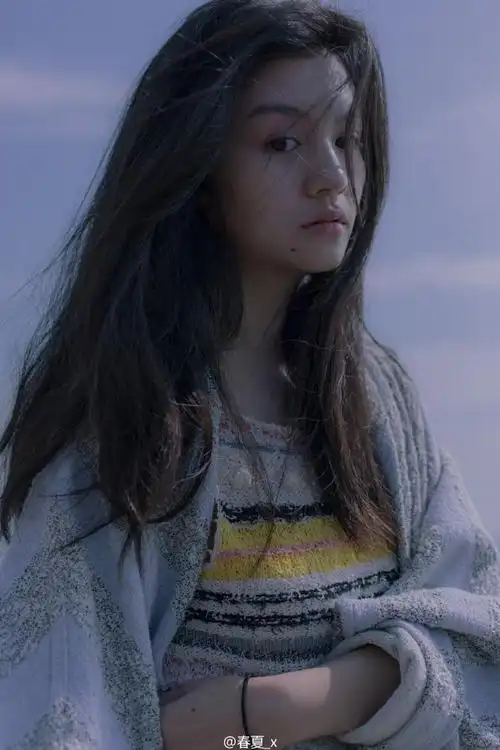 《刀背藏身》杀青 徐浩峰赞春夏张傲月