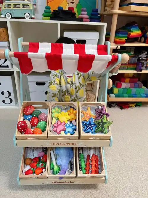 神奇的小卖部又来啦今天有爪爪棒冰,蘑菇,海星,火腿肠,草莓,葱有没