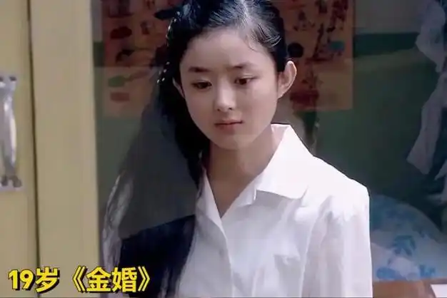 赵丽颖19-36岁颜值变化,从可爱到霸气,不整容真的可以美很久!