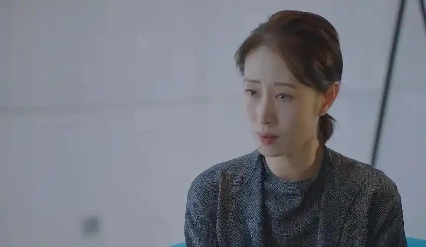 回顾刘敏涛嫁豪门独守空房7年离婚后重返荧屏今女儿成她的骄傲