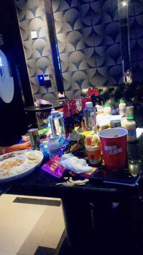 凯歌kago·ktv(唯亭店)-"90,00后作为新一代主力消费群体,同质.