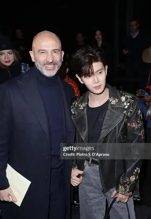 222娱乐瓜王一博任嘉伦李现肖战迪丽热巴张艺兴娜扎许凯李兰迪