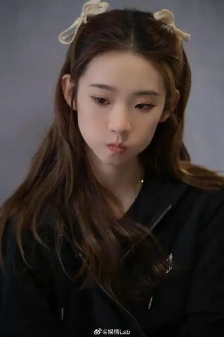 从硬糖少女303的团队中回归到自己的世界时