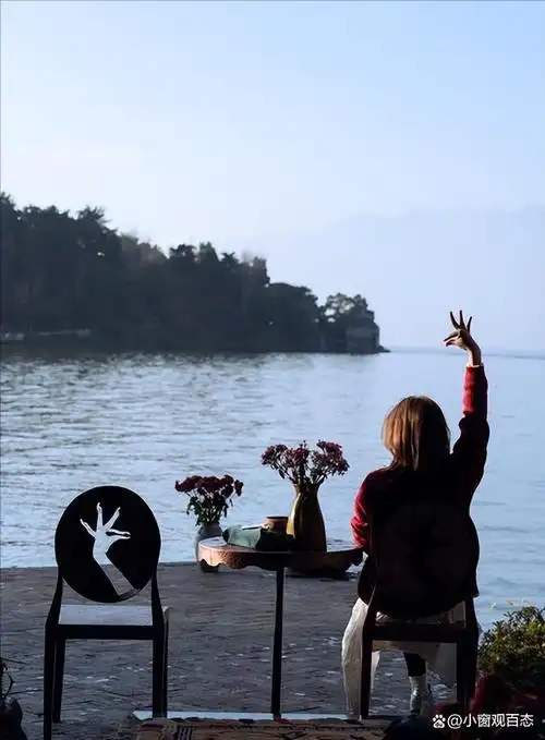 杨丽萍一舞成名,被曝现实版"老佛爷",私生活乱,跟男助关系近