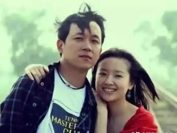 45岁董洁一婚出轨王大治离婚11年后才和丈夫和解