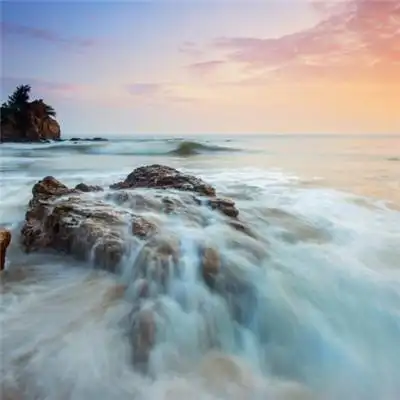 海浪风景图片不用考虑了最美大海做微信头像真心的不错的大海风景头像