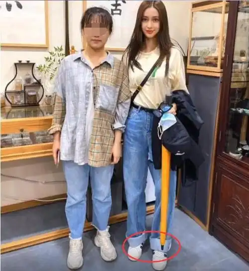 查看大图你们觉得杨颖身高有没有158cm呢?—end