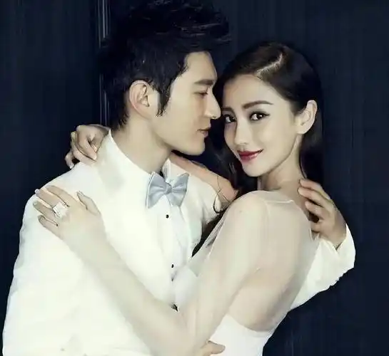 杨颖和陈伟霆相恋六年,嫁给黄晓明成顶流,离婚不到一年疑复合_ray