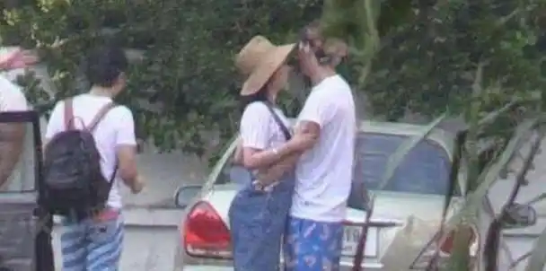 为何李小璐离婚后一直无绯闻?真实原因揭晓:她并非在等贾乃亮