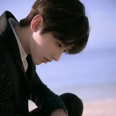 高清帅气的男生头像霸气超拽侧脸图片