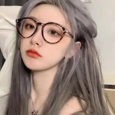 戴眼镜优质女头 高清女生戴眼镜霸气酷的图片_女生头像_美头网