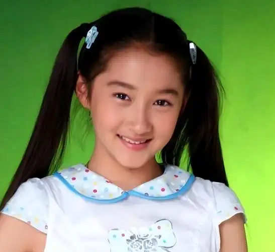 事实证明和鹿晗挺过七年之痒的关晓彤已经走上了另一条道路