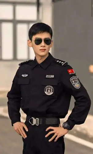 男明星穿制服yyds