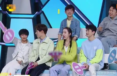 那近期《长歌行》剧组就还去到了《快乐大本营》为新剧宣传了,目前