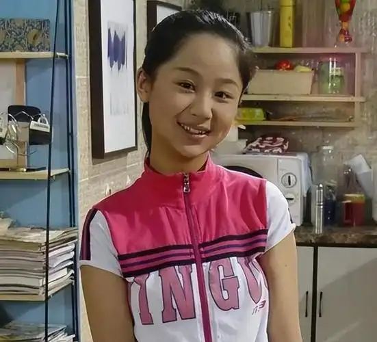 回顾:《家有儿女》小演员今昔对比,有人逆袭大火,有人默默无闻