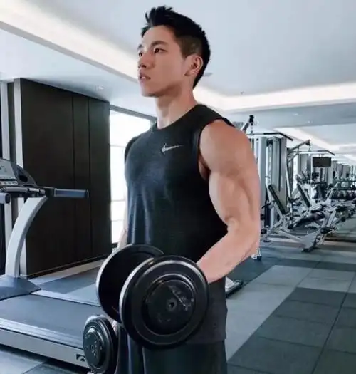 八块腹肌肌肉型帅哥高清精选图片大全