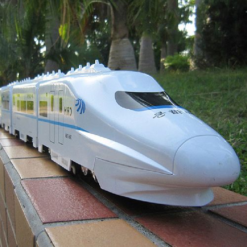 俞氏兴和谐号电动万向火车春节过年新年小孩地摊玩具高铁列车批发