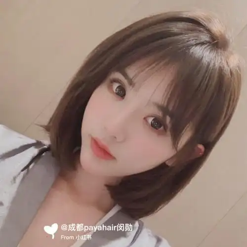 最火的女生短发发型减龄 舒适又百搭