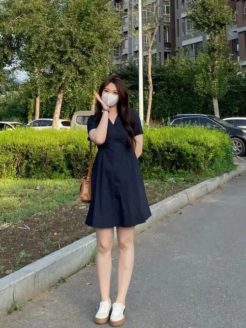 微胖穿搭172140斤微胖也要尝试多种风格