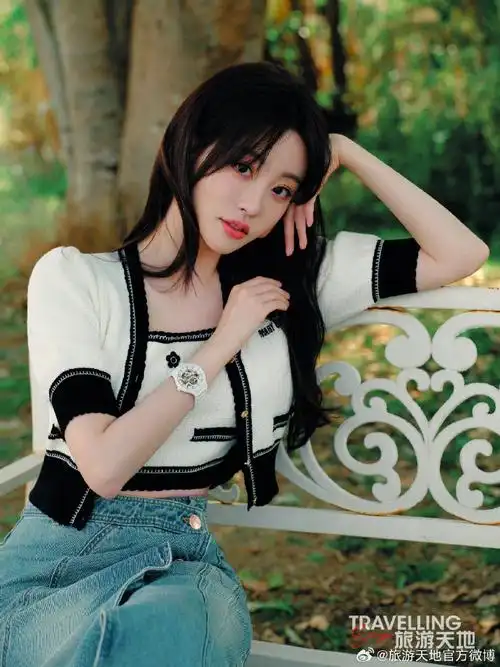 旅游天地##祝绪丹旅游天地三月刊封面##祝绪丹西双版纳春日明媚大