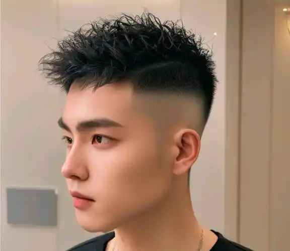 剪那里,但最好是两边剪短,适合大多数男人_发型_刘海_脸型