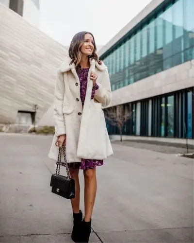 米色大衣搭配什么裤子?这5套搭配时尚又简单