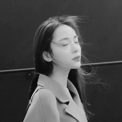 优雅女生头像黑白色霸气,喜你不及只做温柔人