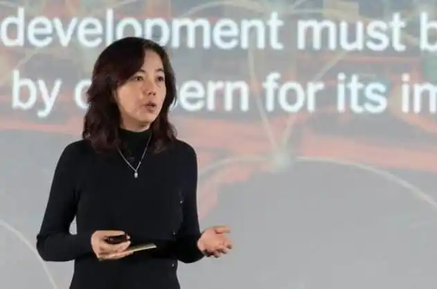 回顾华裔女科学家李飞飞年仅47岁称希望以中国人身份领诺贝尔奖