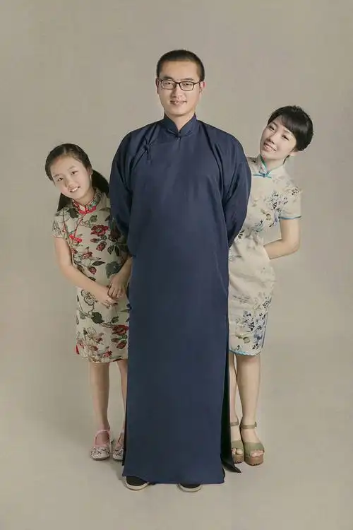 场景数量 1-2个 场景搭配 纯内景 内景 时光纪全家福内景棚 拍摄(张)