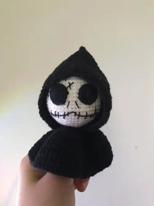 超级可爱的骷髅小恶魔图解