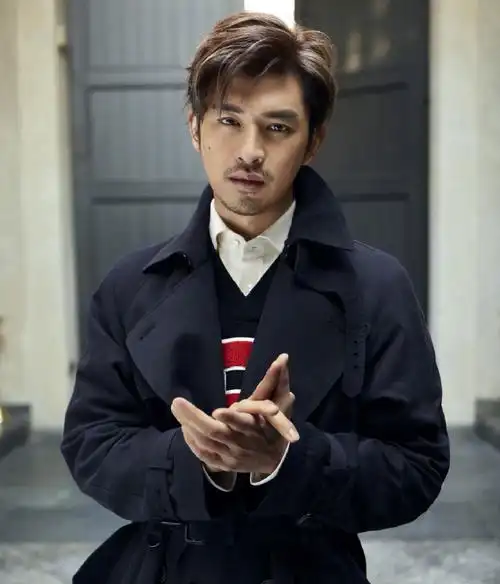 陈柏霖成熟杂志大片帅气写真图片