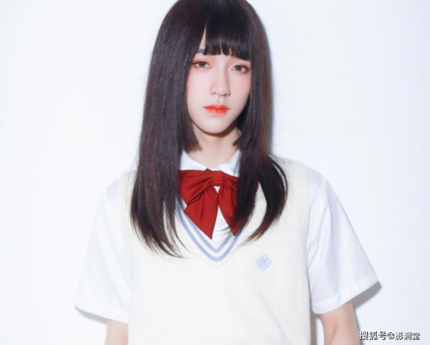 时代少年团贺峻霖穿着女装的扮相让所有人都惊叹这颜值太美了