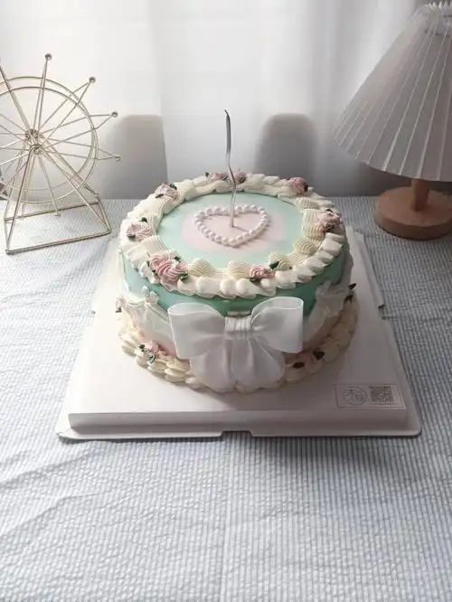 18岁少女生日蛋糕复古裱花蛋糕翻糖蝴蝶